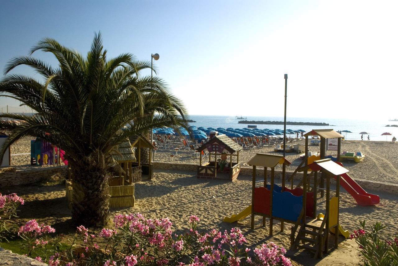 Hotel Dino San Benedetto del Tronto Exterior photo